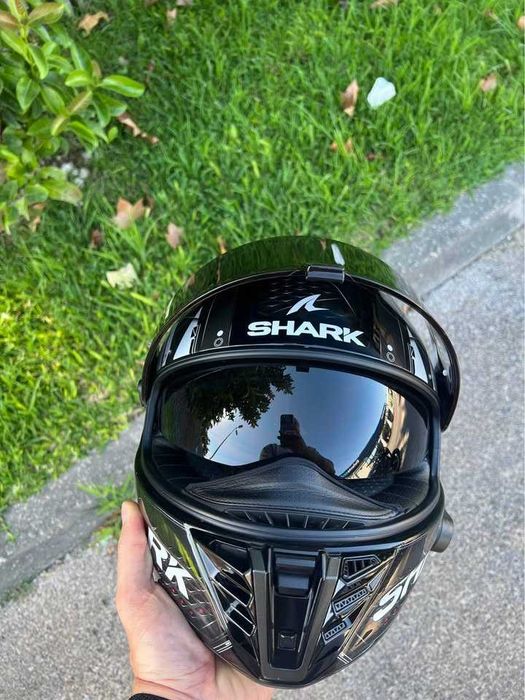 Shark Spartan RS --- Preto --- L --- Muito bom estado