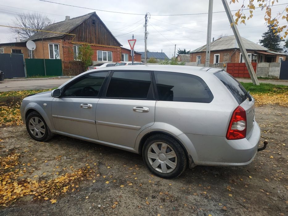 Шевроле Лачетти универсал