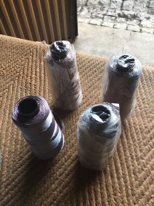 Fitilho cinza prateado