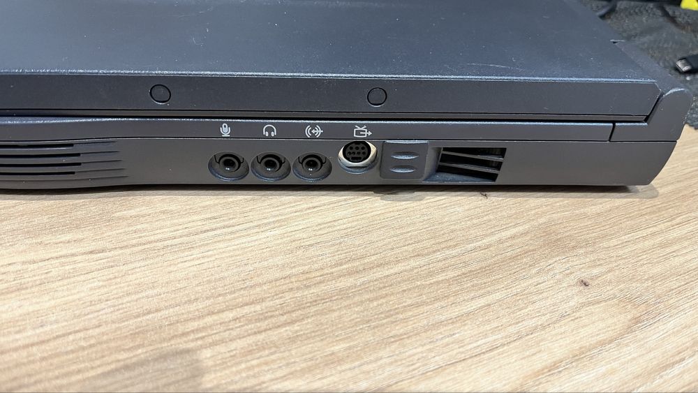 Dell latitude CPx H500GT dual boot RS232/lpt stan kolekcjonerski
