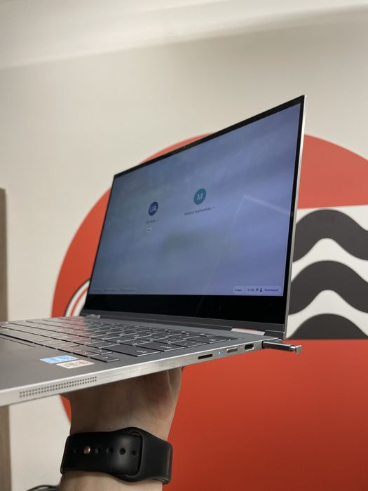 Продам хромбук chromebook 	модель 930QCA-K02
