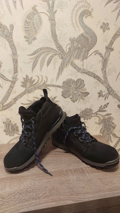 Оригінальні черевики ECCO  з технологією Gore-Tex