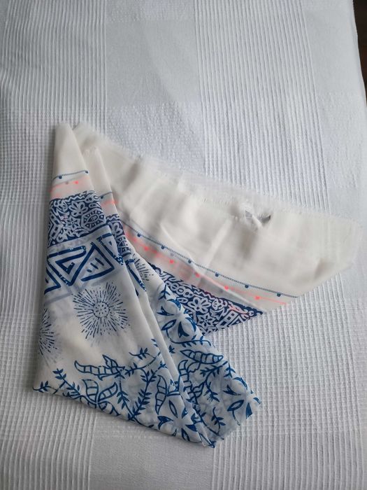 Chustka damska szalik cienki aztecki Boho  biało niebieski Reserved