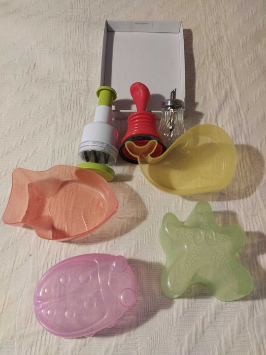 Brinquedos, decoração, candeeiros de parede pretos