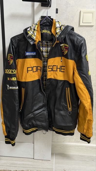 Шкіряна куртка Porsche , розмір S