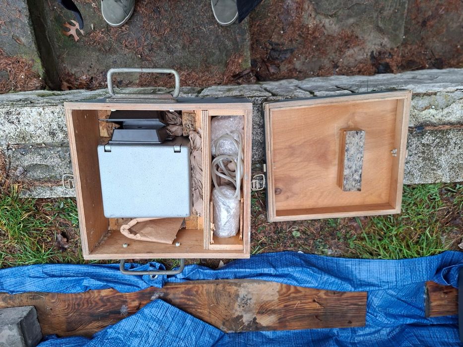 Dozymetr Beta-1 z domkiem,  sprawny, 27kg waży!