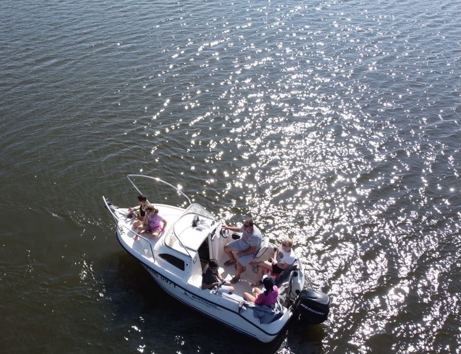 Катер каютный Quicksilver 470