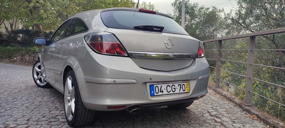 Opel Astra H GTC 1.9 CDTi Sport 150 cv