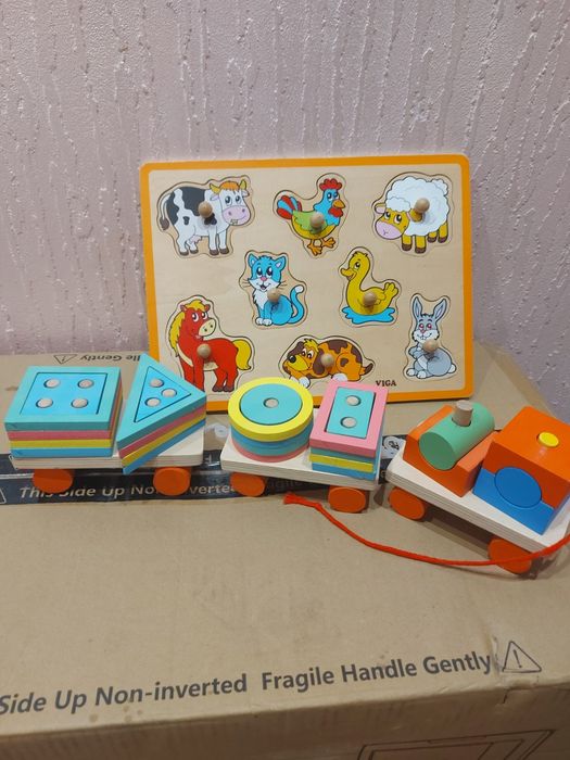 Детские розвивающие деревянние  игрушки