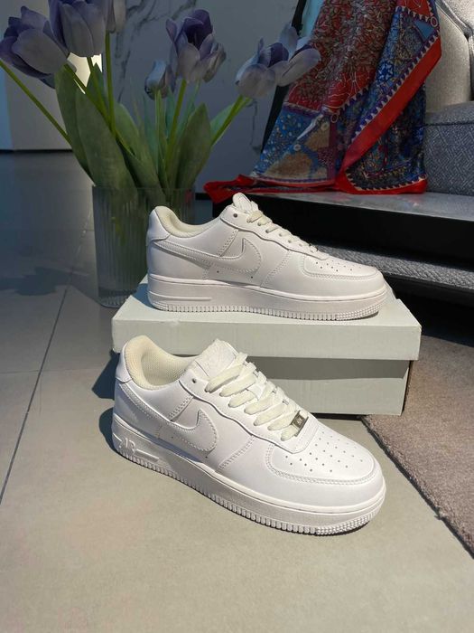 Buty meskie Mokasyny Nike_Air_Force_1_Low '07_Biały R.42