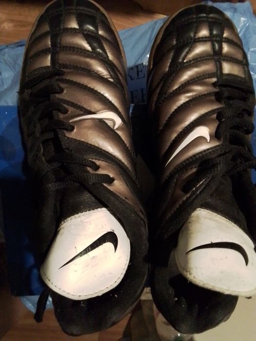 Кросівки футзалки Nike Air сороконіжки 36