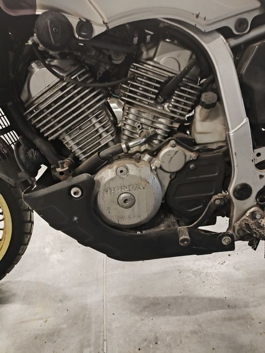 Honda transalp PD06 silnik