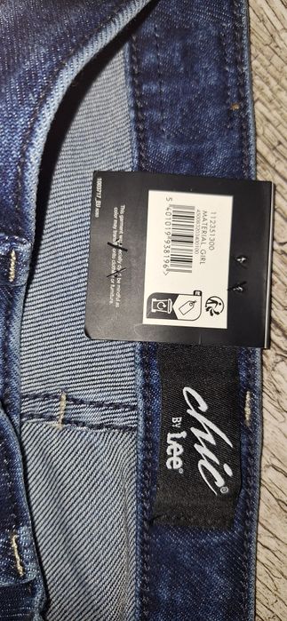 Spodnie rurki Lee nowe 60 zl