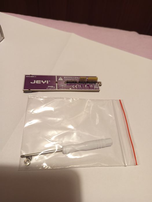 Karta PCI-E na dyski NVME