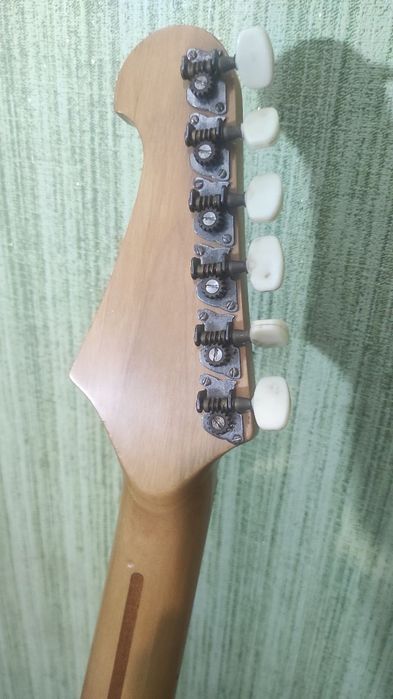 Электрогитара кастом (HSS)