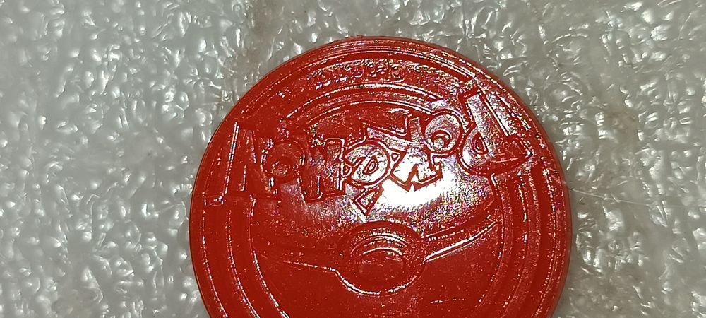 Dados e 2 moedas Pokémon