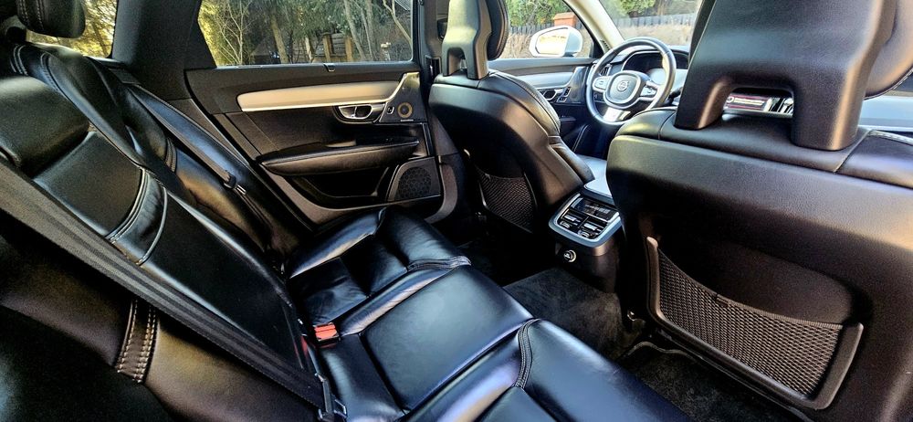 Volvo V90 D4 Inscription Bowers & Wilkins