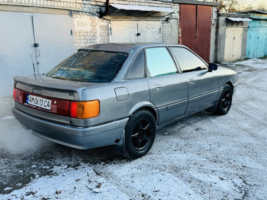 Продам Audi 80 Б3 1.8 Карбюратор Газ/Бензин