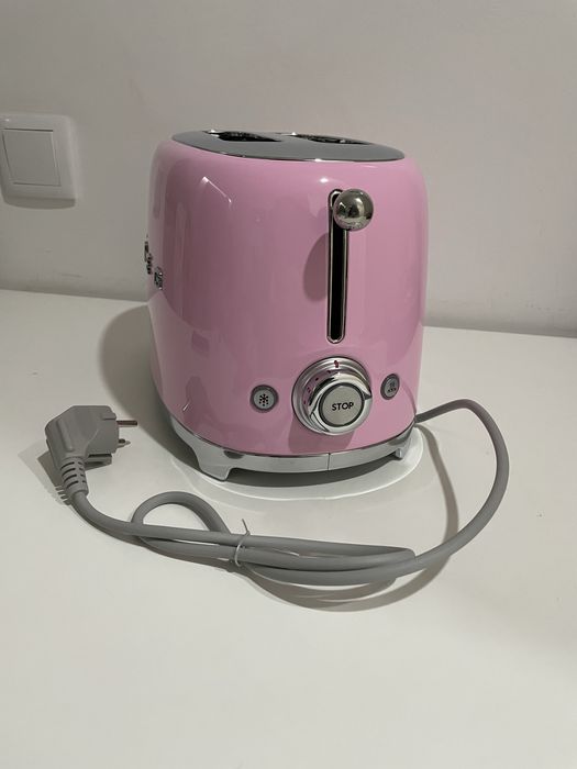 Torradeira SMEG Rosa  Nunca Usada TSF01PKEU