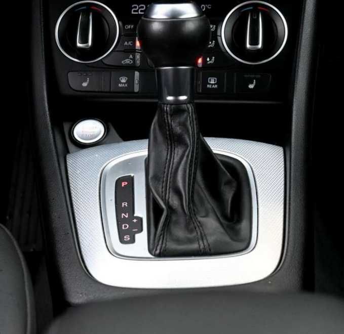 Audi Q3 2016 року