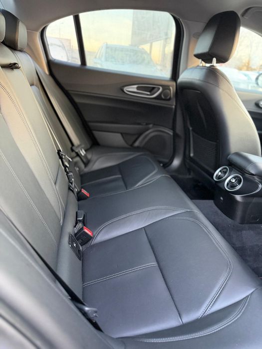 Alfa Romeo Giulia 2.2 Diesel/Automat/2019r/Skóra/Navi/Led/Zamiana