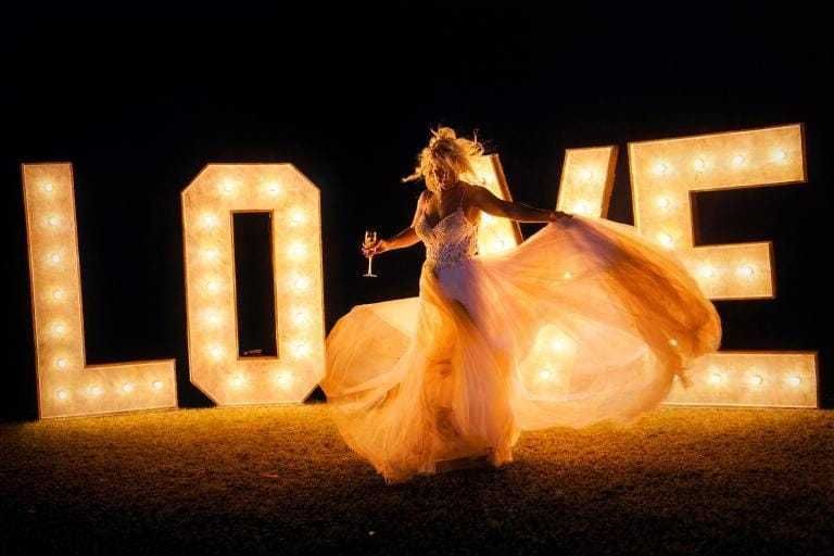 Letras Gigantes iluminadas Decorativas - LOVE