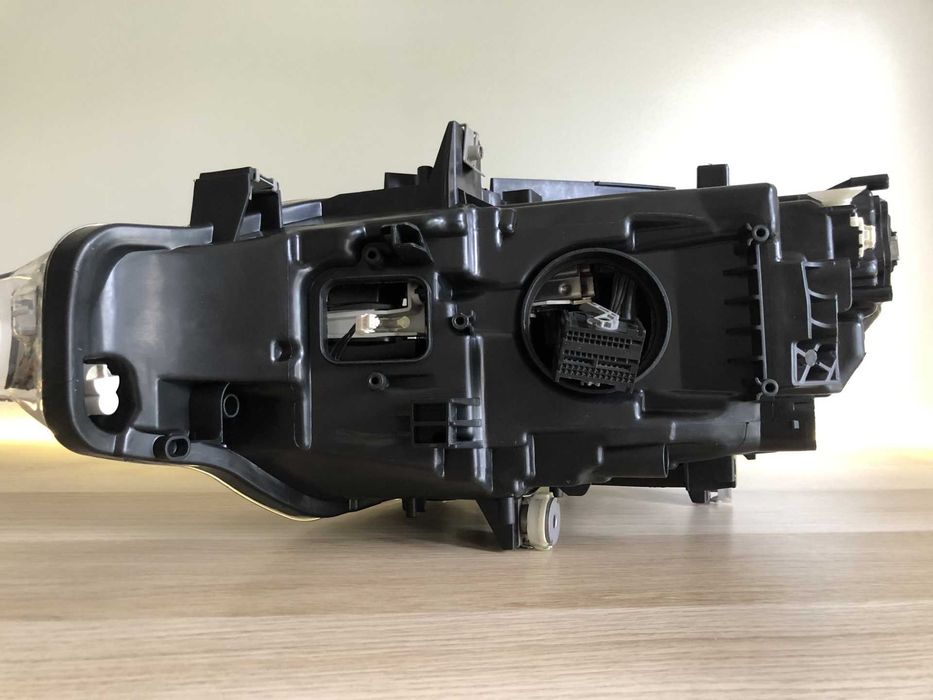 Farol Otica BMW Serie 3 F30/F31 - Original Direito Full Led