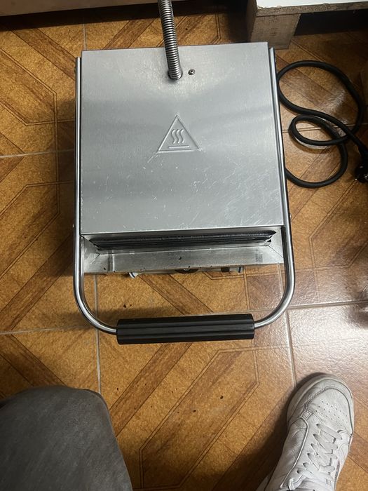 Vendo maquina de waffles industrial da ROYAL