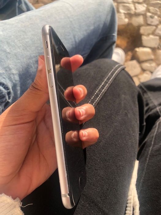 iPhone 6s in excellent condition64739692919937124