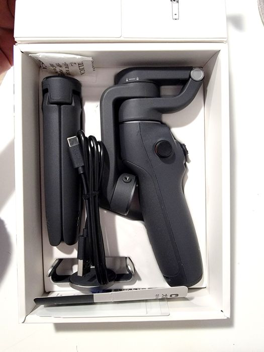 DJI Osmo Mobile 6 — для Reels, TikTok, YouTube