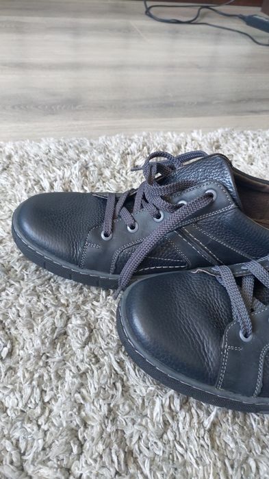 Продам туфли 45 размер