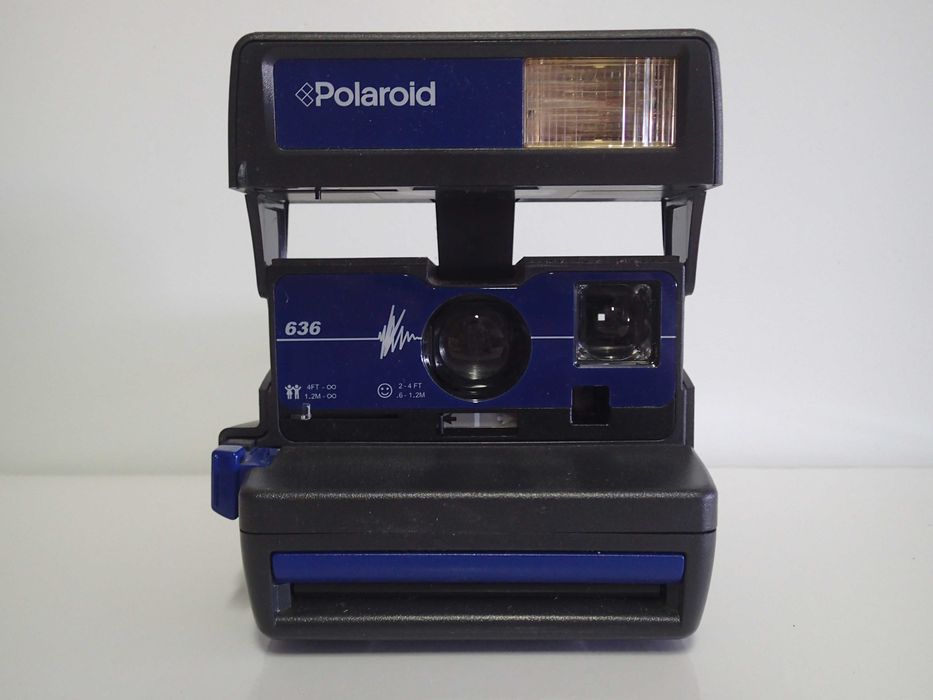 Máquina Fotográfica Poloroid 636