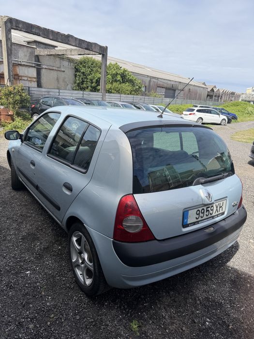 Renault Clio 1.5 DCI – 2004 – Diesel (Para Reparação)