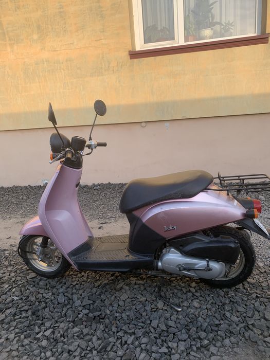 Скутер Honda today