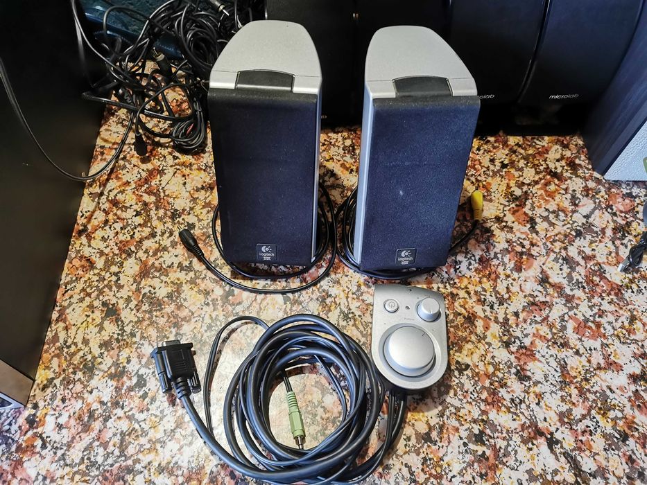 Акустика колонки 2.1 Logitech Z-2300