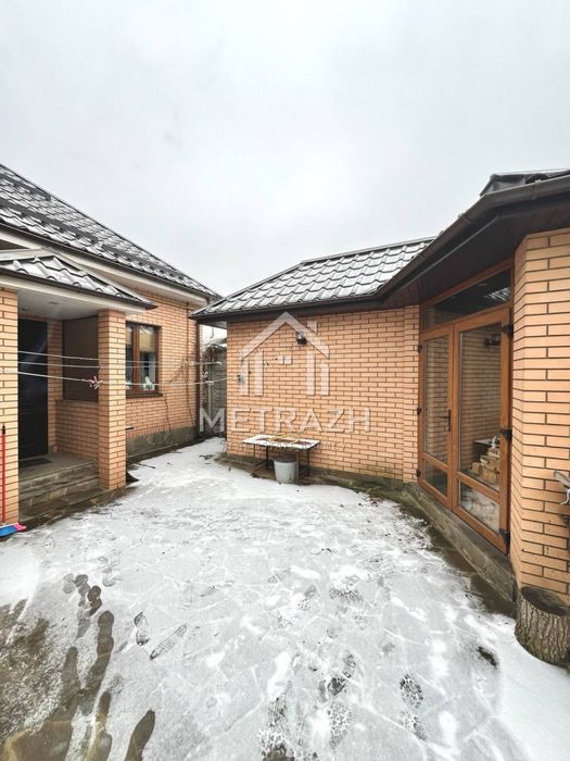 Продам будинок на Холодній горі з ремонтом ,198м2