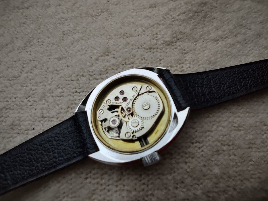 Zegarek Szwajcarski stalowy nie noszony!!!