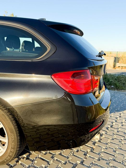 Bmw 318D Touring 2013