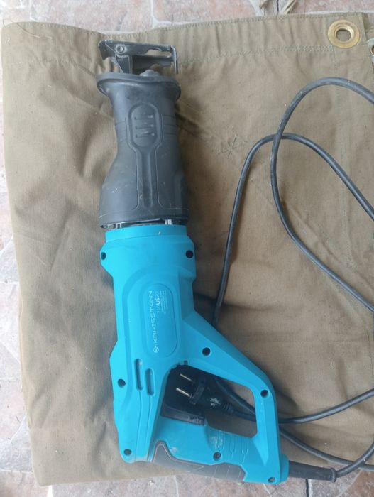 шабельна пила KRAISSMANN 710 US 20