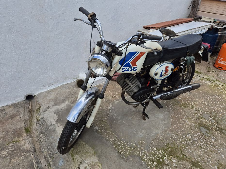 Motorizada Sachs V5