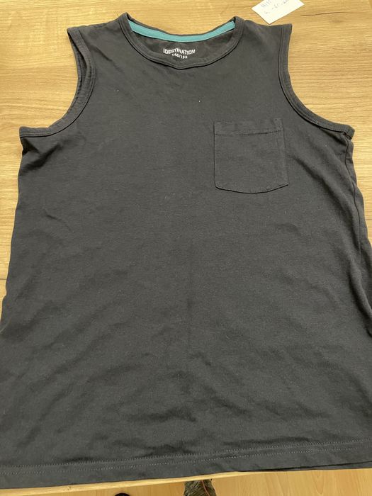 Tshirt bez rekawkow 146