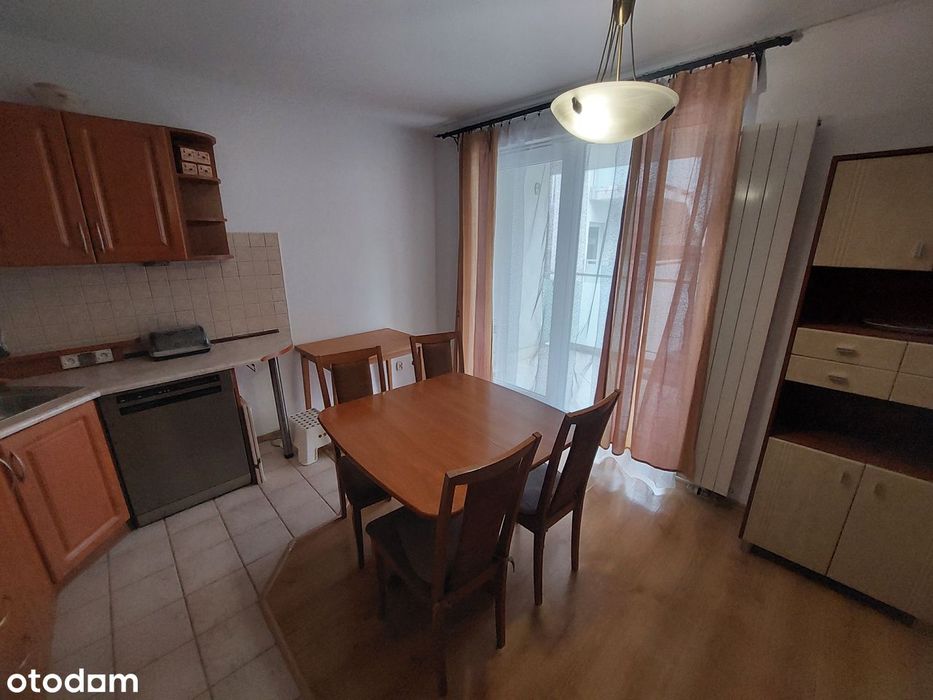 Mieszkanie 45 m² z balkonem i windą; blisko stacji kolejowej. - Widok 2
