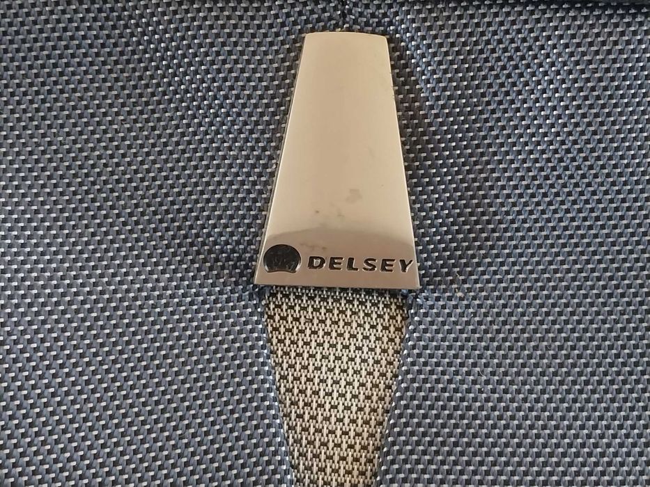 Mala de Viagem, Delsey