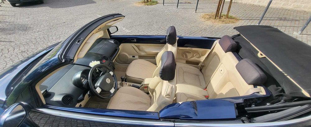 Automovel Volkswagen Beetle Cabriolet