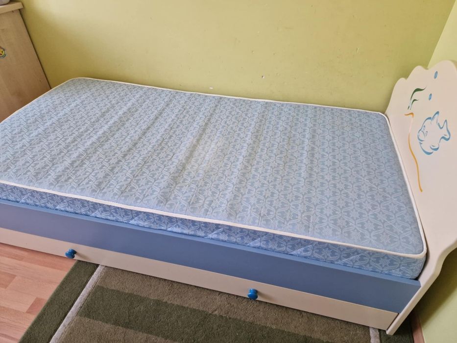 Łóżko MEBLIK z szufladą plus materac 90x180