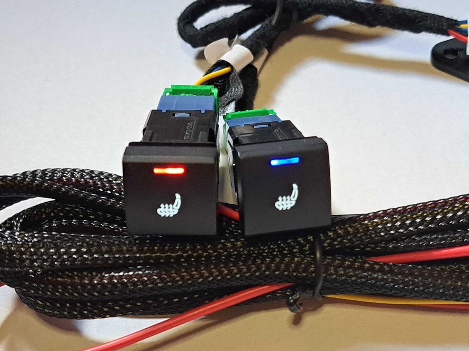 Подогрев сидений, углеволокно Підігрів сидінь