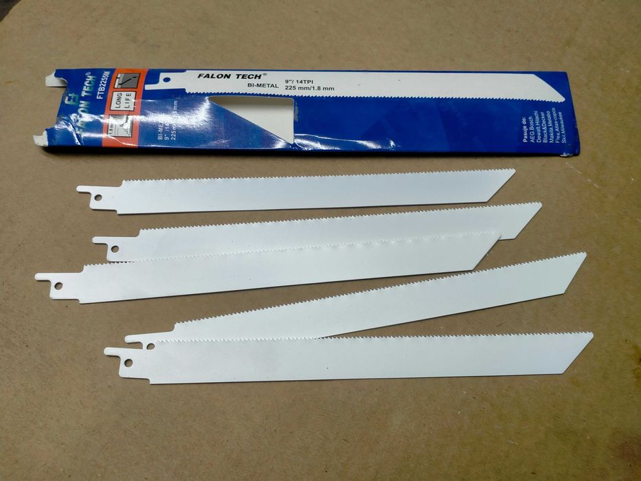 Brzeszczoty 5szt. do metalu 225mm do piły szablastej Uniwersalne