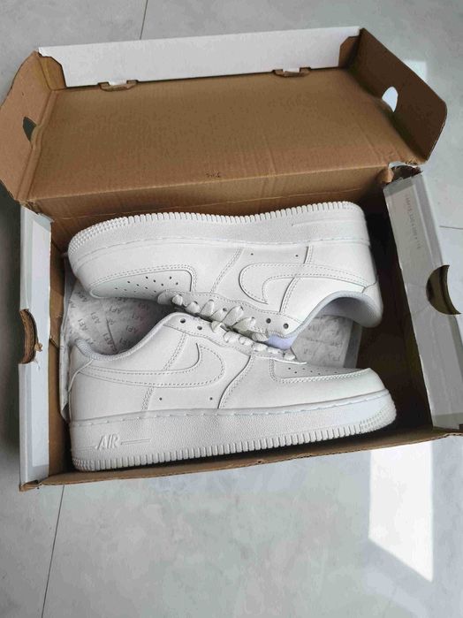 Białe trampki damskie Nike, rozmiar 43