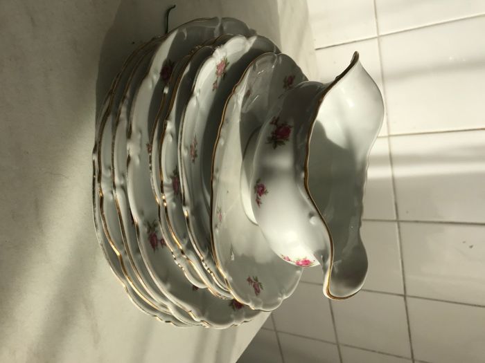 Porcelanę bawarską Bareuther sprzedam zestaw obiadowy