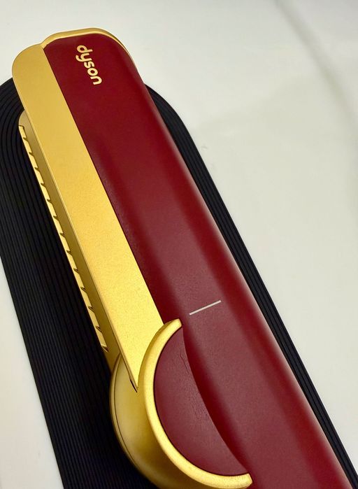 Dyson Airstrait Red Velvet/Gold
